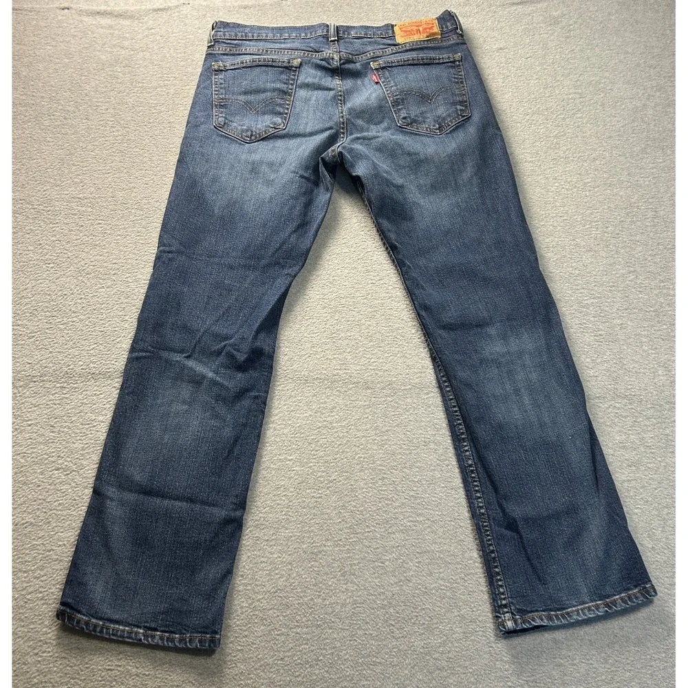 Levi's Straight Leg Jeans Mens 33x30 Blue Water<Less Medium Wash Denim Regular